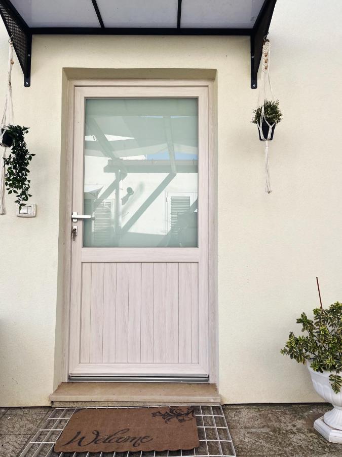 Il Cortile Apartment เอนนา ภายนอก รูปภาพ